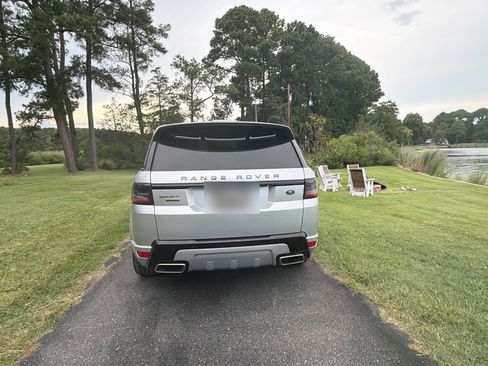 Used 2019 Land Rover Range Rover Sport Supercharged AWD/4WD image 5
