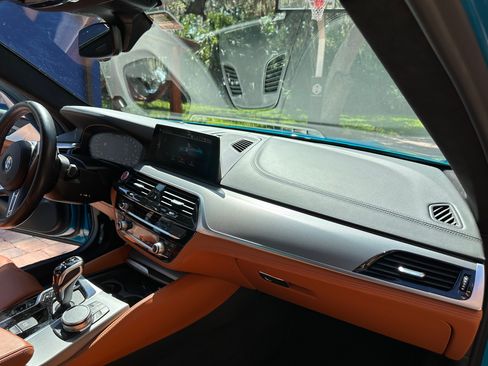 Used 2020 BMW M5 w/ Executive Package image 17