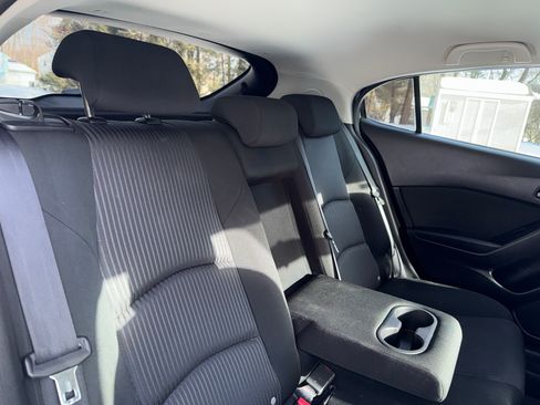 Used 2014 MAZDA MAZDA3 i Touring w/ Technology Package image 20