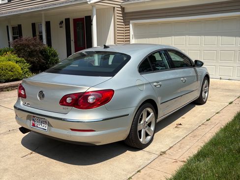 Used 2011 Volkswagen CC Lux Limited FWD image 6