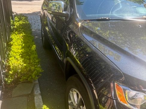 Used 2014 Jeep Grand Cherokee Limited image 2