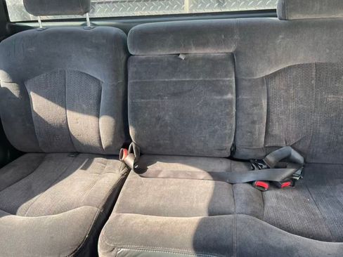Used 2001 Chevrolet Silverado 1500 LS RWD image 6