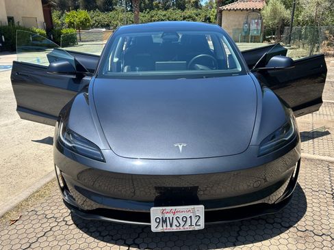 Used 2024 Tesla Model 3 Performance AWD/4WD image 12