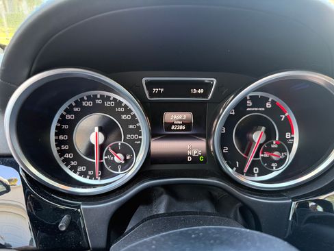 Used 2016 Mercedes-Benz GL 63 AMG 4MATIC image 16