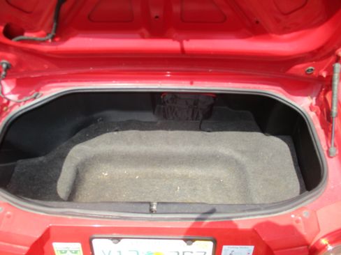 Used 2009 MAZDA MX-5 Miata Sport RWD image 9