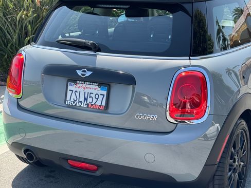 Used 2016 MINI Cooper 2-Door Hardtop FWD image 12