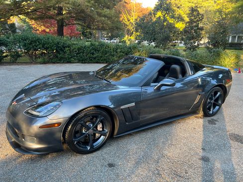 Used 2011 Chevrolet Corvette Grand Sport w/ Preferred Equipment Group image 11