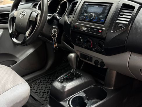 Used 2012 Toyota Tacoma 2WD Regular Cab image 17