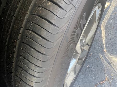 Used 2025 Chevrolet Trax LT w/ Driver Confidence Package image 19