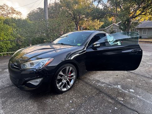 Used 2015 Hyundai Genesis 3.8 image 14