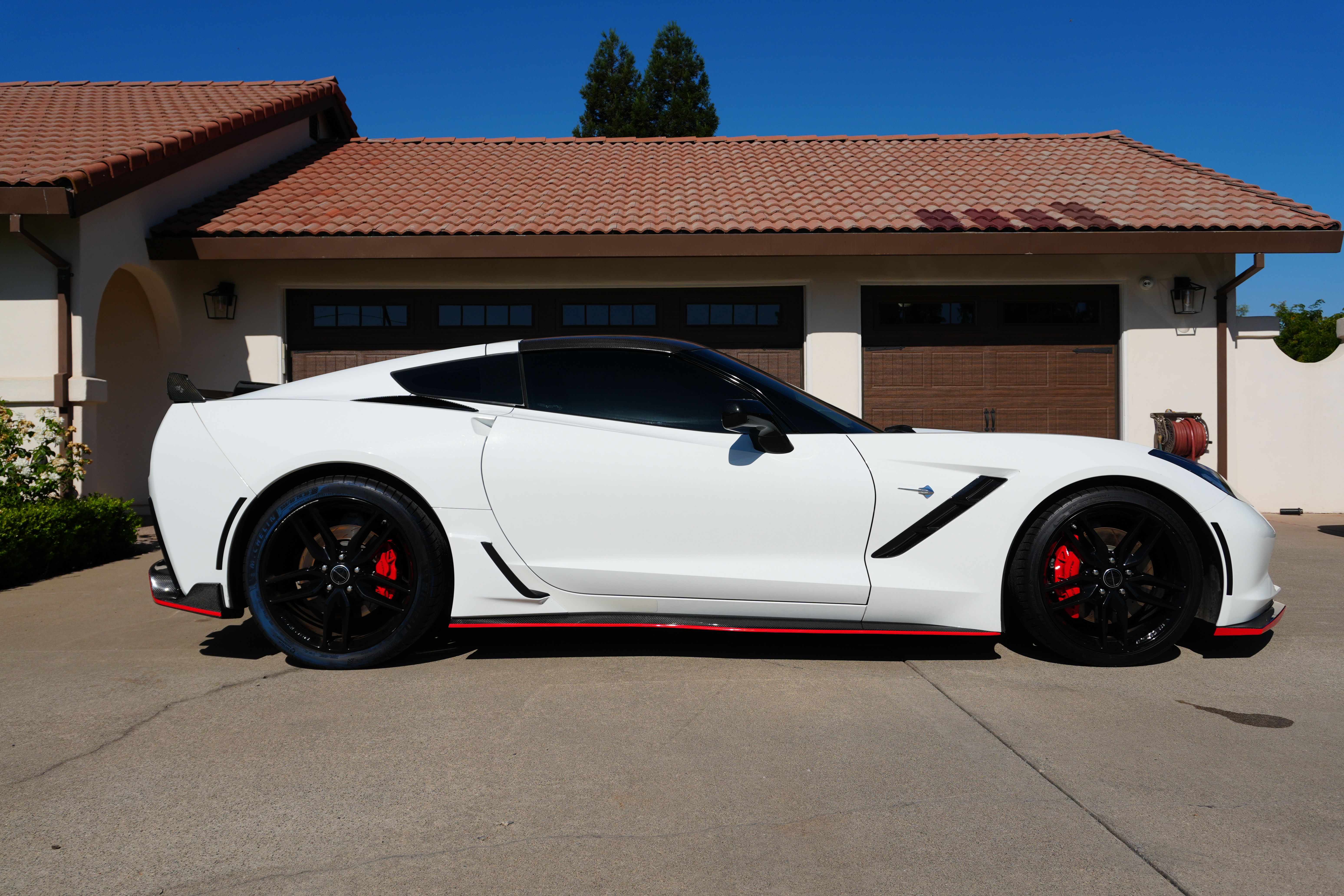 Used 2014 Chevrolet Corvette Stingray Coupe w/ 3LT Preferred Equipment Group RWD image 2