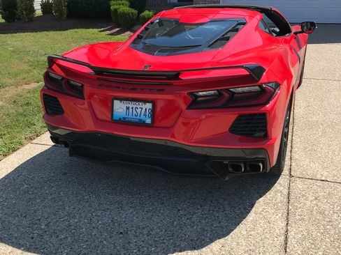 Used 2023 Chevrolet Corvette Stingray Coupe w/ Z51 Performance Package image 4