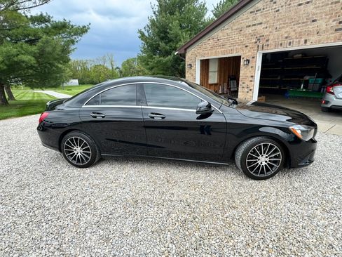 Used 2015 Mercedes-Benz CLA 250 4MATIC image 2