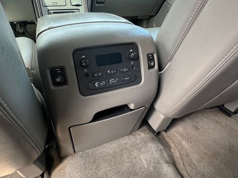 Used 2004 GMC Yukon Denali AWD/4WD image 18