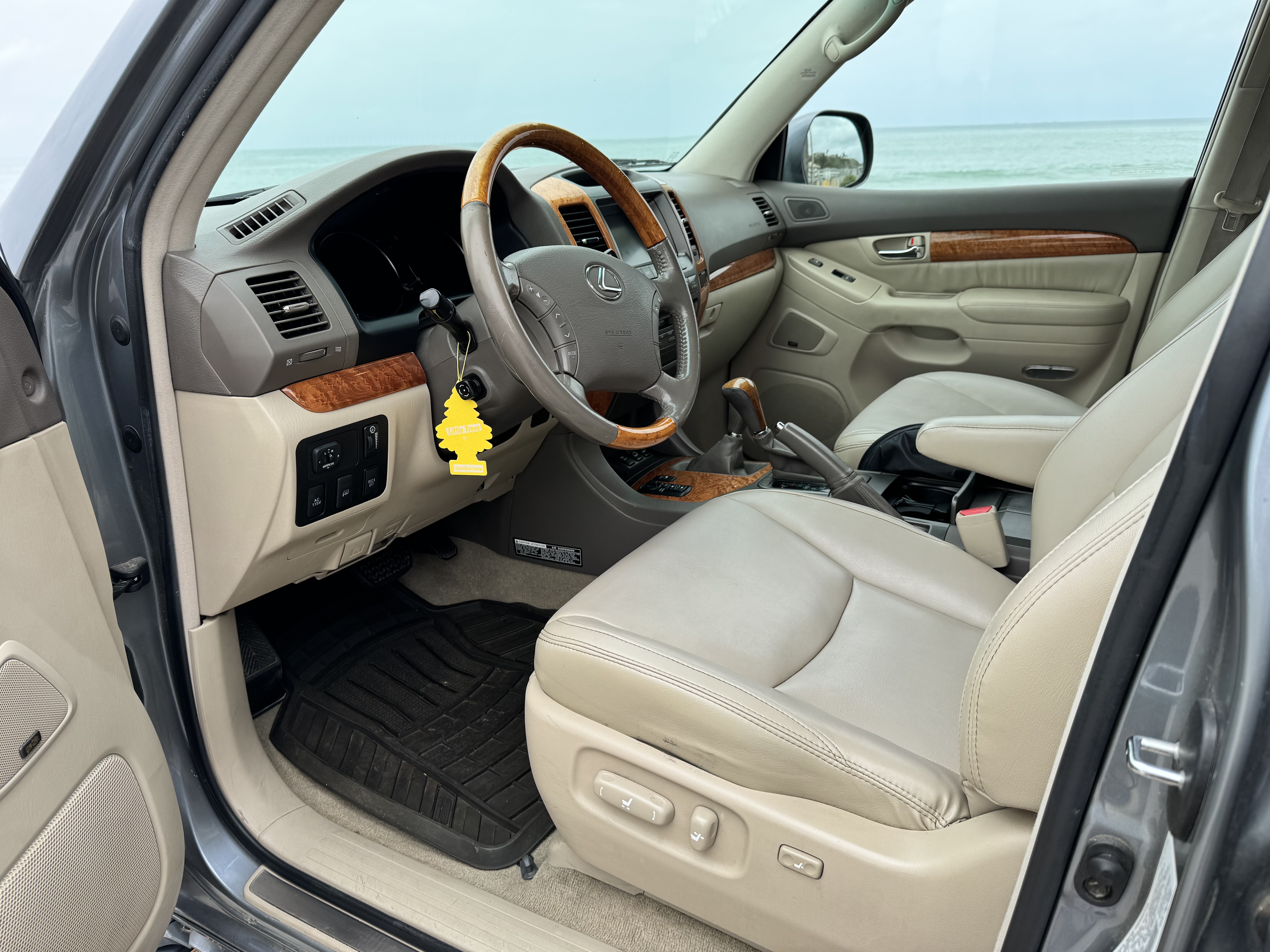 Used 2005 Lexus GX 470 AWD/4WD image 12