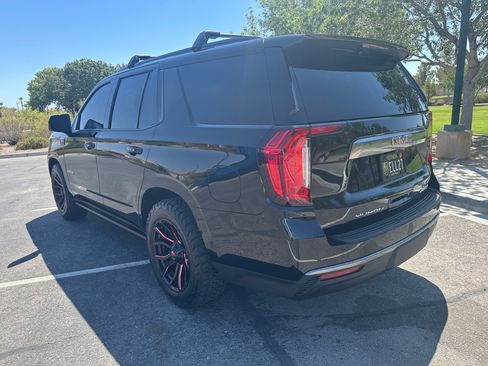 Used 2021 GMC Yukon AT4 w/ AT4 Premium Plus Package AWD/4WD image 18