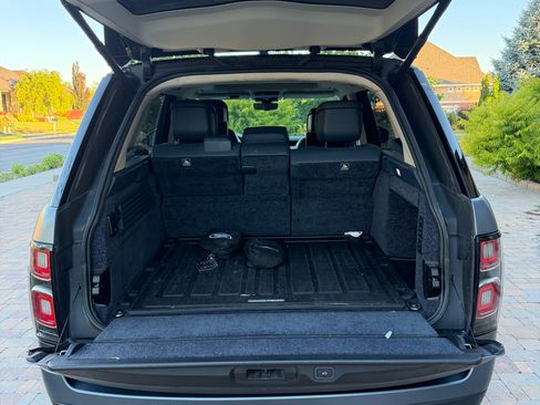 Used 2019 Land Rover Range Rover Long Wheelbase Autobiography AWD/4WD image 14