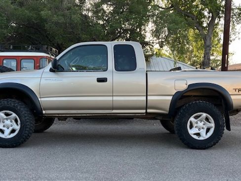 Used 2004 Toyota Tacoma 4x4 Xtracab V6 image 4