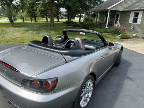 Used 2005 Honda S2000 image 14