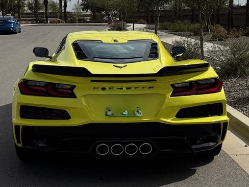 Used 2023 Chevrolet Corvette Z06 image 5