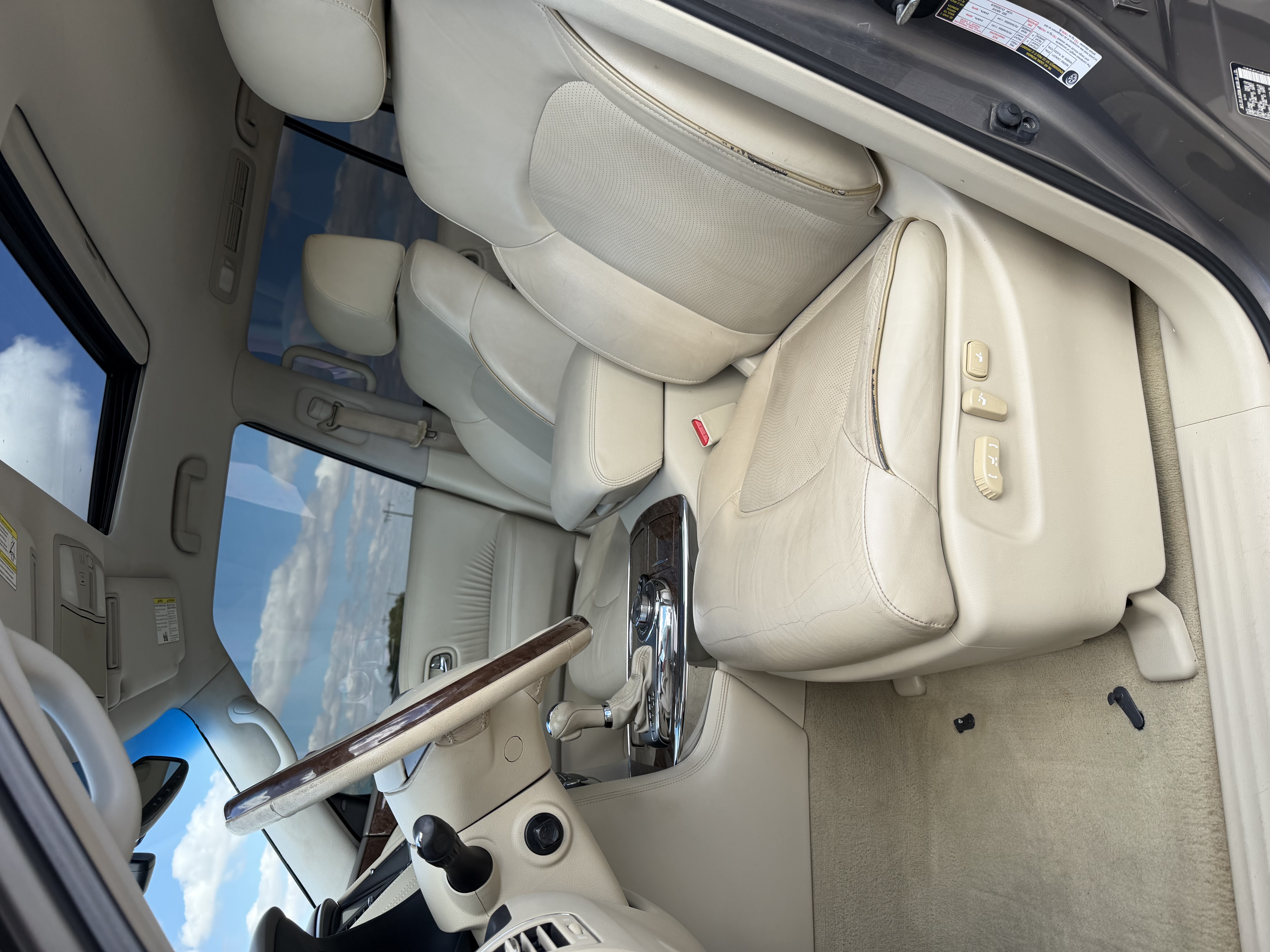 Used 2015 INFINITI QX80 4WD w/ Theater Package image 8