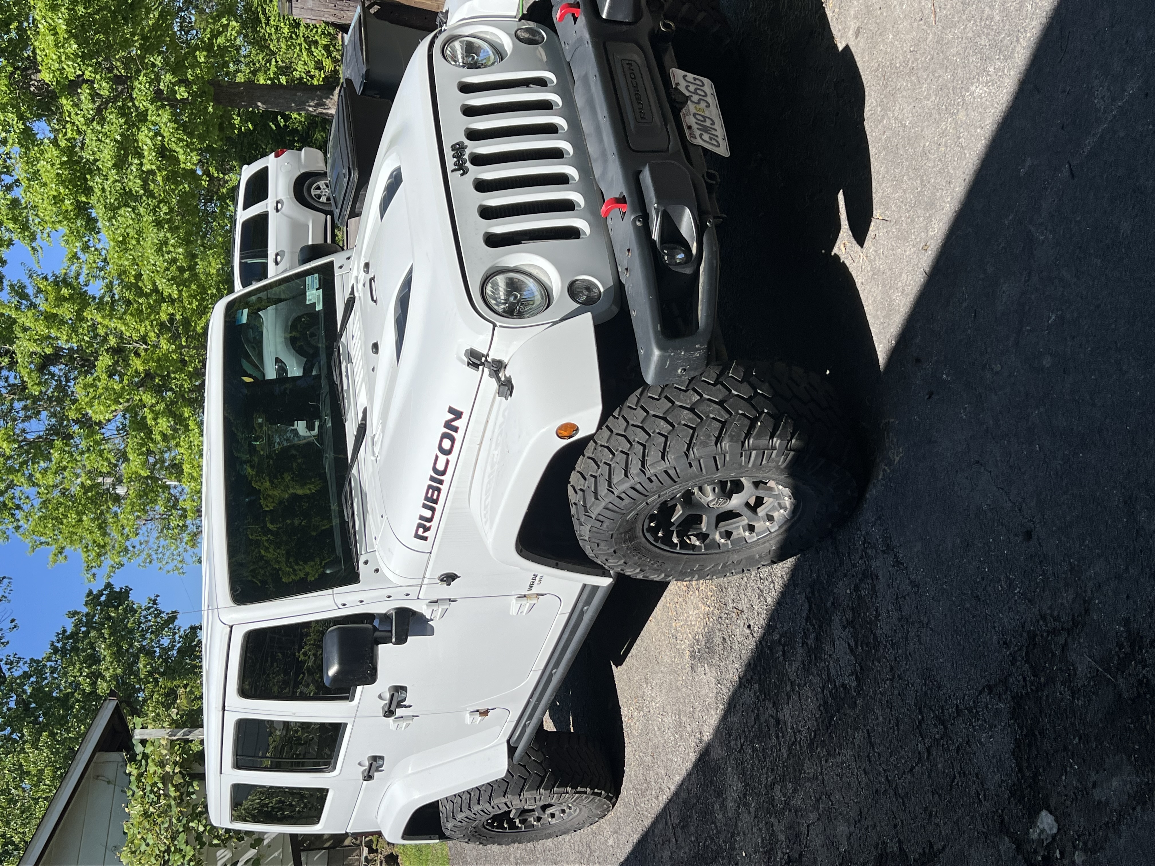 Used 2014 Jeep Wrangler Unlimited Rubicon AWD/4WD image 4
