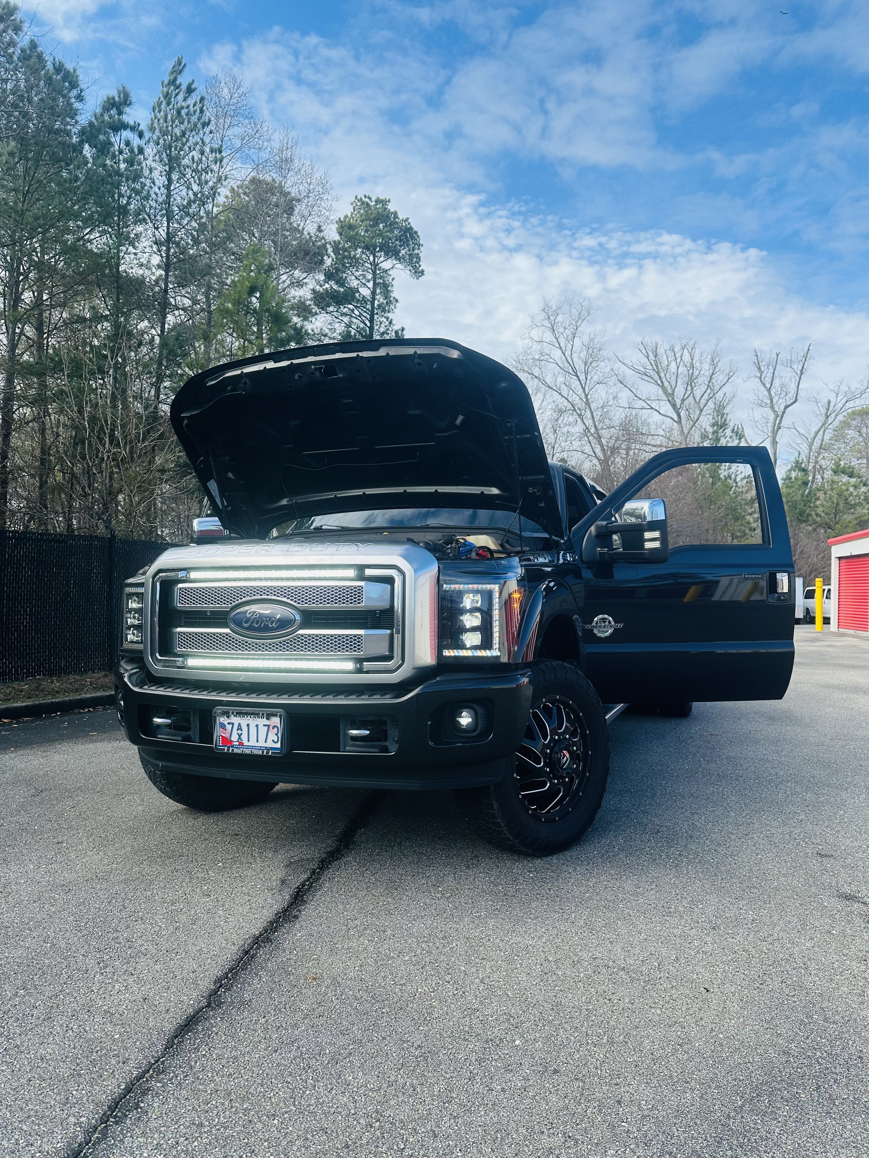 Used 2015 Ford F350 Platinum w/ Snow Plow Prep Package AWD/4WD image 1