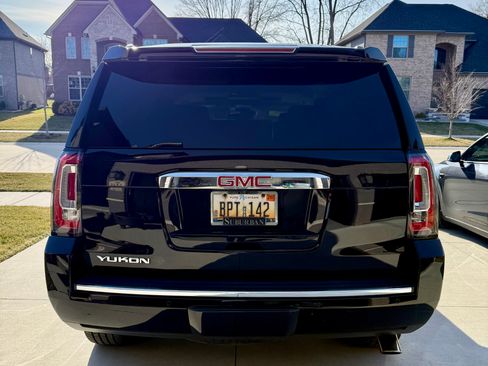 Used 2016 GMC Yukon Denali w/ Open Road Package image 8