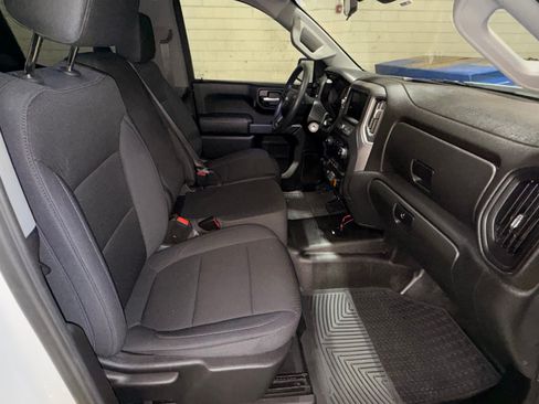 Used 2020 Chevrolet Silverado 1500 W/T w/ WT Value Package AWD/4WD image 10