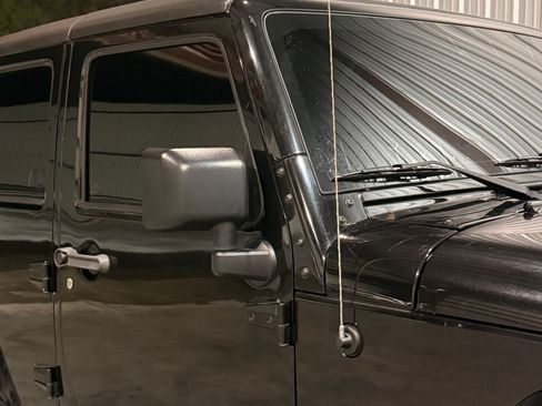 Used 2015 Jeep Wrangler Unlimited Sahara w/ Max Tow Package image 4