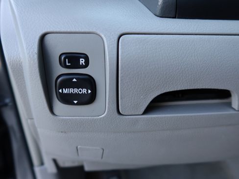 Used 2008 Toyota Camry LE image 21