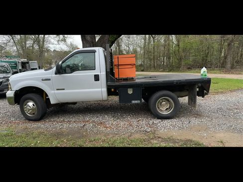 Used 2007 Ford F350 4x4 Regular Cab DRW Super Duty image 1