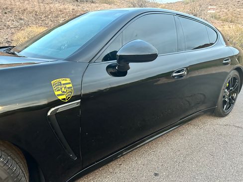 Used 2014 Porsche Panamera 4S image 14