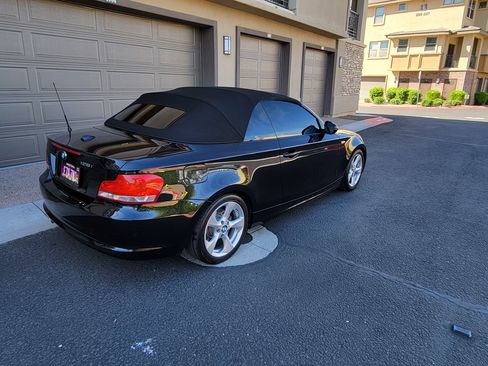 Used 2012 BMW 128i Convertible image 4