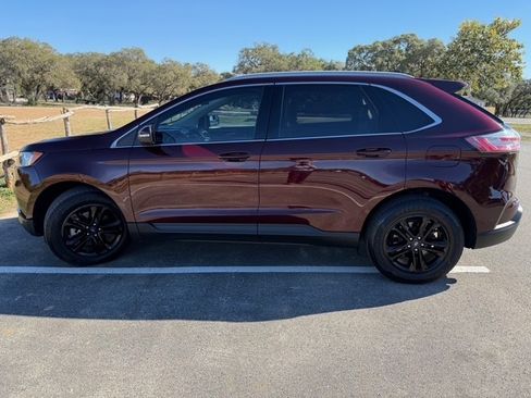 Used 2020 Ford Edge SEL w/ Convenience Package image 8