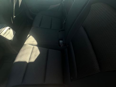 Used 2017 Hyundai Elantra Value Edition image 11