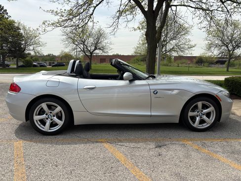 Used 2012 BMW Z4 sDrive28i w/ Premium Pkg RWD image 8