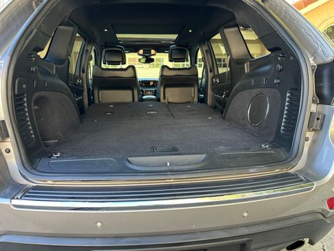 Used 2020 Jeep Grand Cherokee Limited w/ Luxury Group II image 26