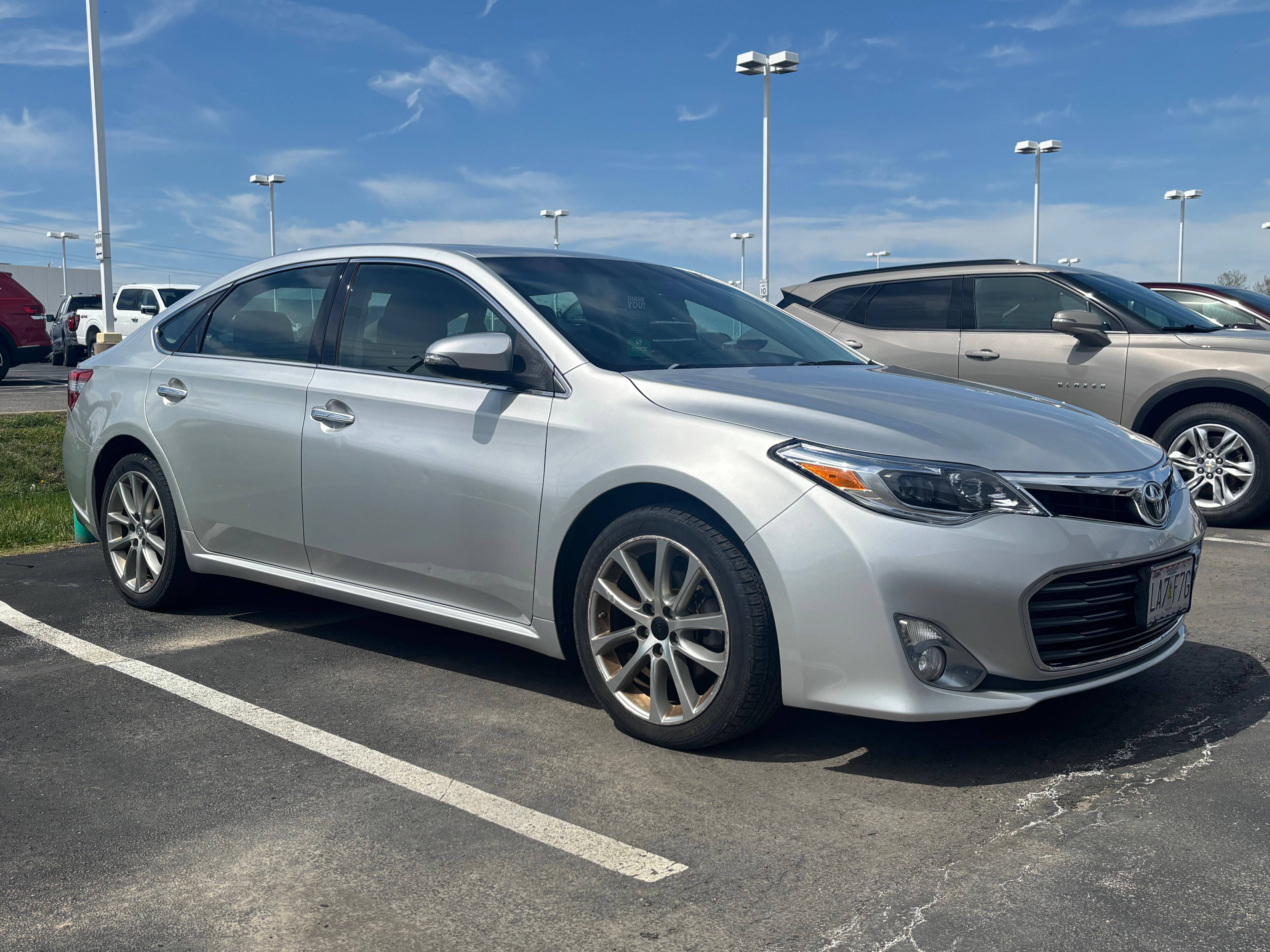 Used 2014 Toyota Avalon XLE Touring FWD image 1