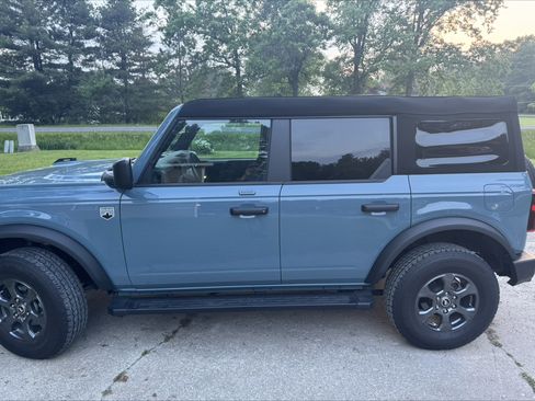 Used 2023 Ford Bronco Big Bend AWD/4WD image 2