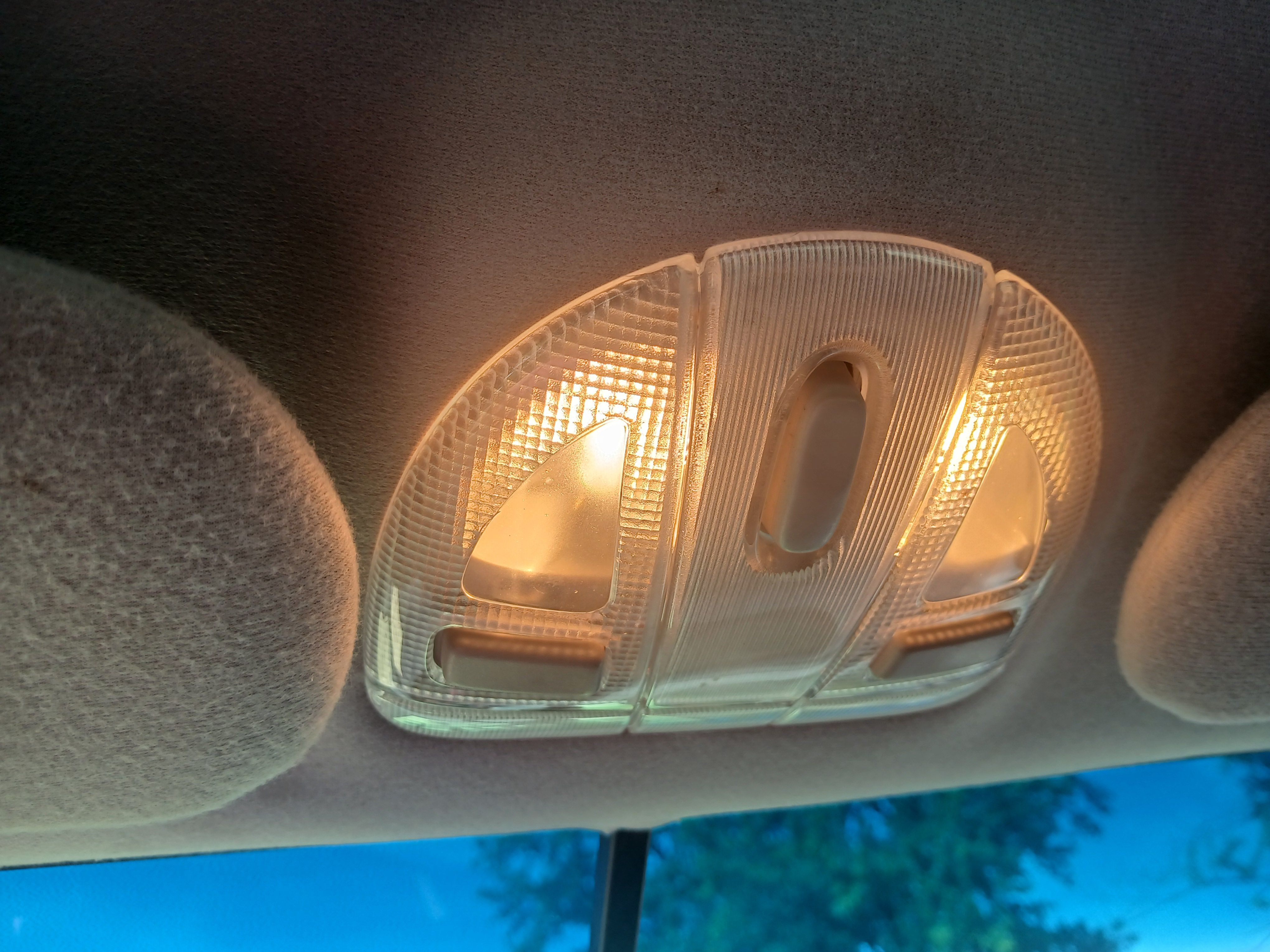 Used 2002 Ford Taurus SES FWD image 8