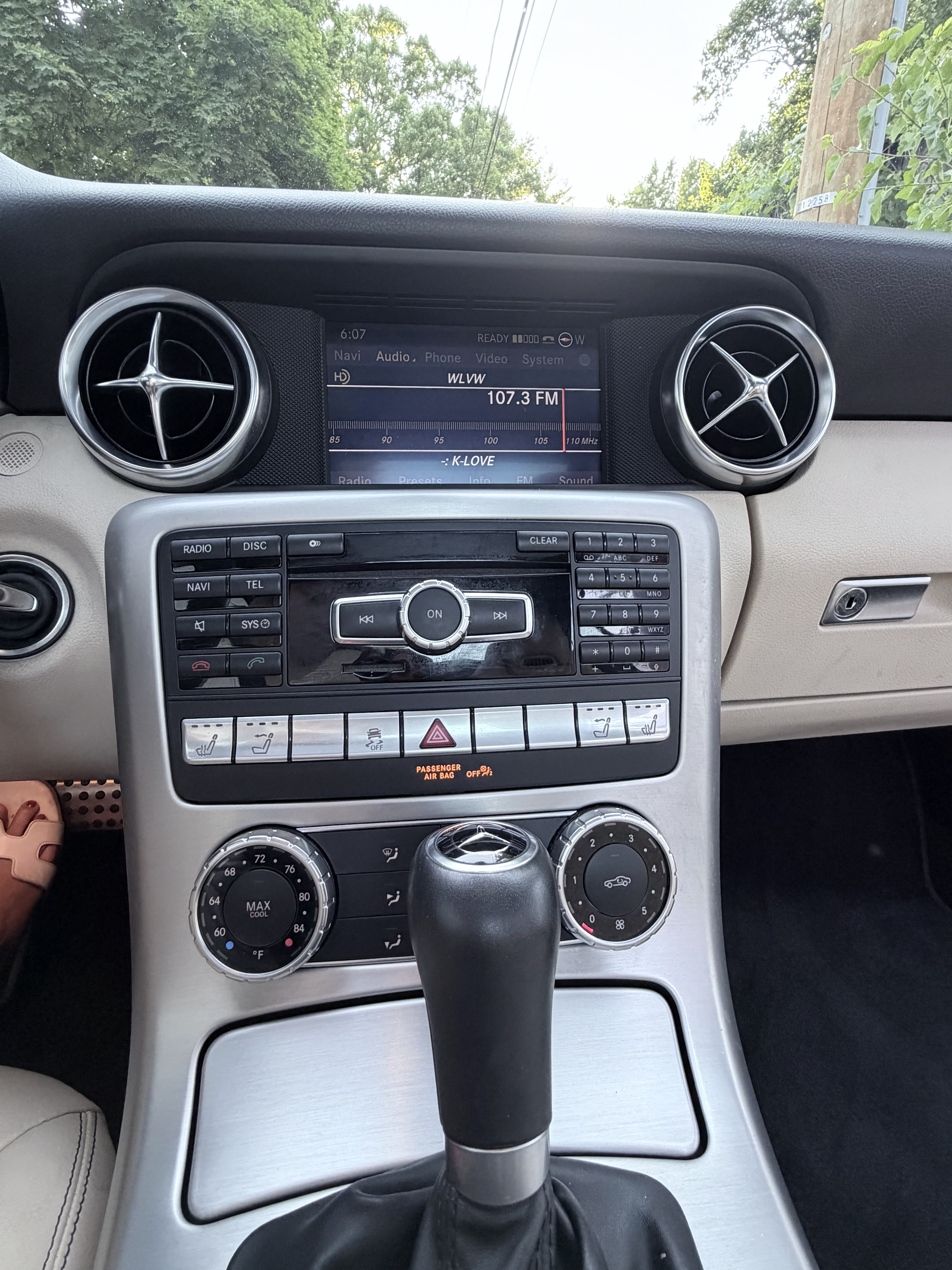 Used 2012 Mercedes-Benz SLK 350 image 10