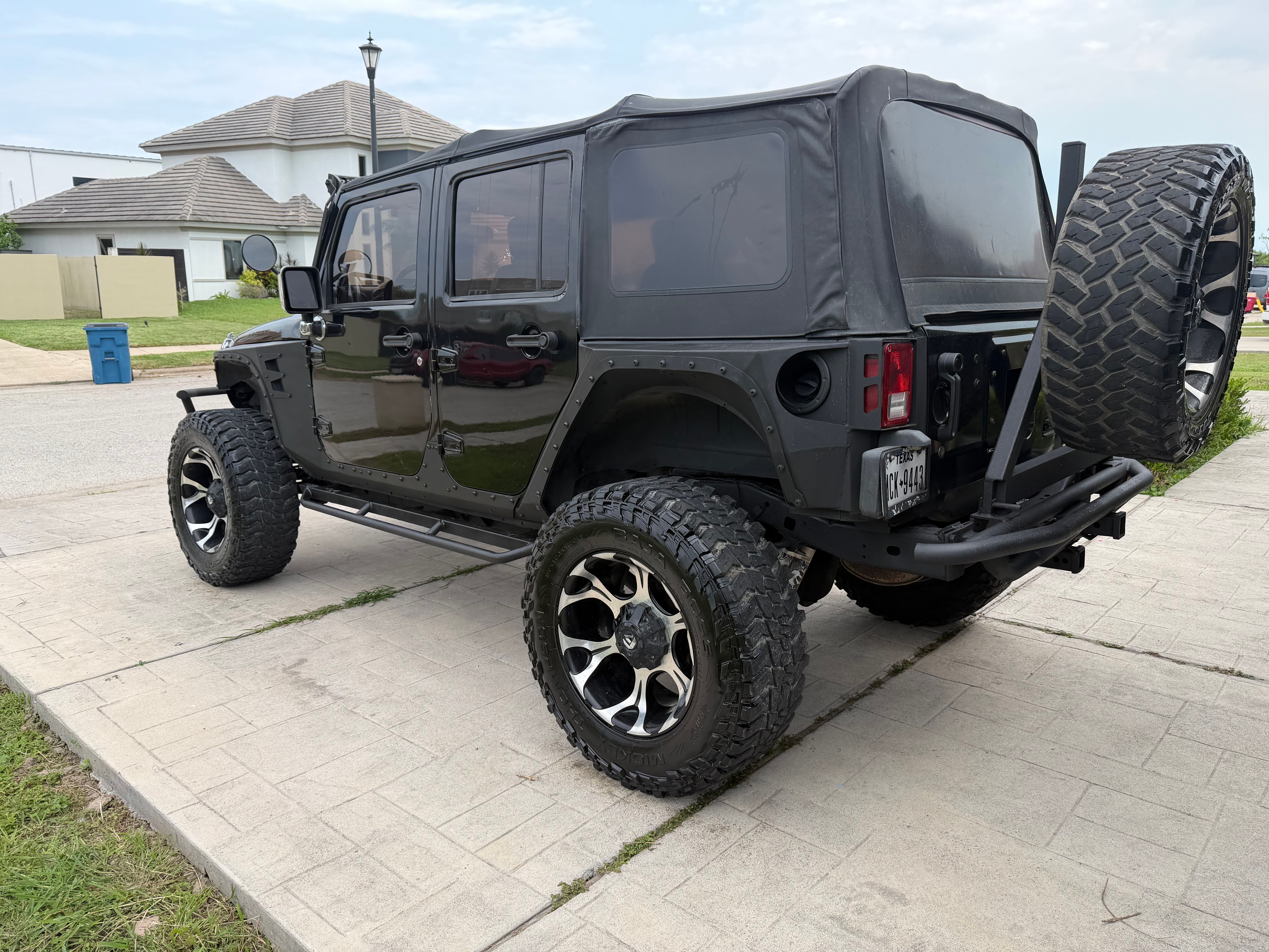 Used 2007 Jeep Wrangler Unlimited X AWD/4WD image 2