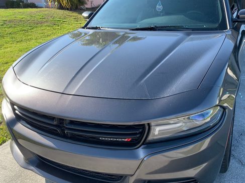 Used 2015 Dodge Charger SXT w/ Driver Confidence Group image 1