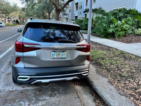 Used 2023 Kia Seltos S image 8