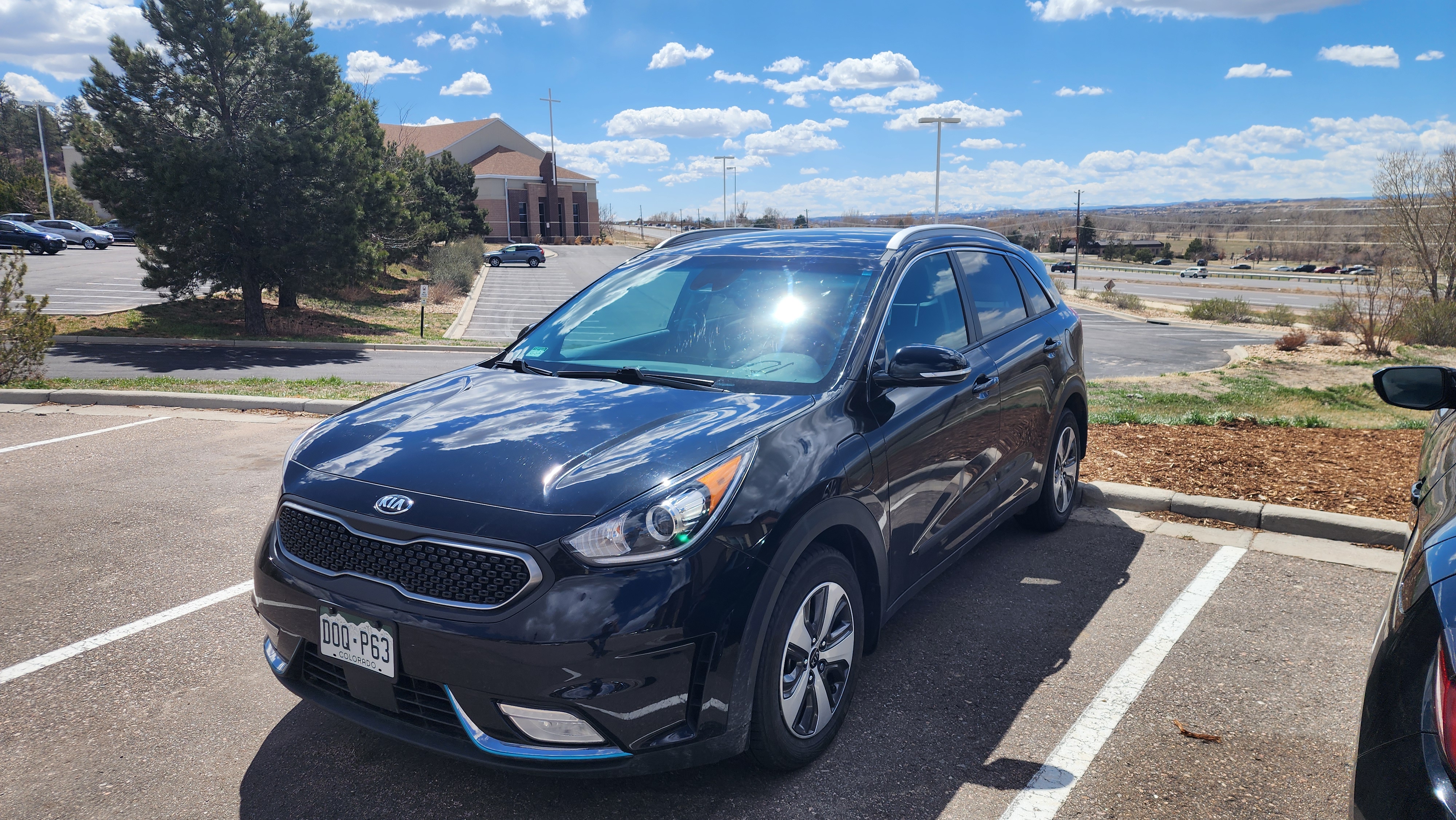 Used 2018 Kia Niro EX FWD image 1