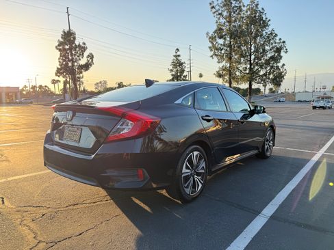 Used 2016 Honda Civic EX-L image 2