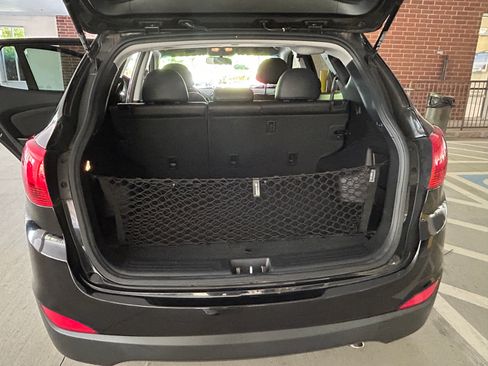 Used 2015 Hyundai Tucson SE AWD/4WD image 9
