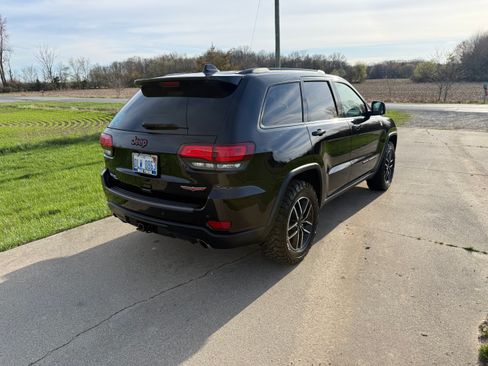Used 2021 Jeep Grand Cherokee Trailhawk w/ Trailhawk Luxury Group image 5