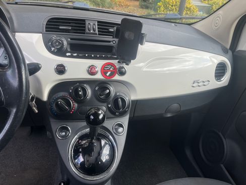 Used 2014 FIAT 500 Pop image 12